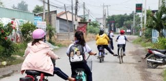 Bình Thuận: Gửi thông báo về nhà trường nếu học sinh vi phạm giao thông Bình Thuận: Gửi thông báo về nhà trường nếu học sinh vi phạm giao thông